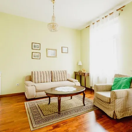 100% Cracovian Traditional Appartement *