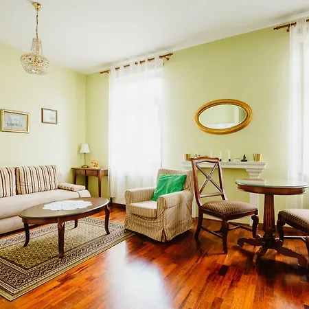 100% Cracovian Traditional Apartment *